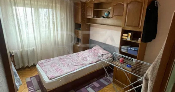 4 camere Doamna Ghica decomandat, an 1990, 97 mp