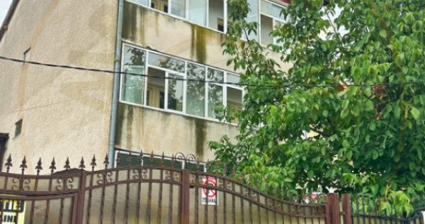 Casă mare cu teren &icirc;n zona Exercițiu, Pitești &ndash; ideal