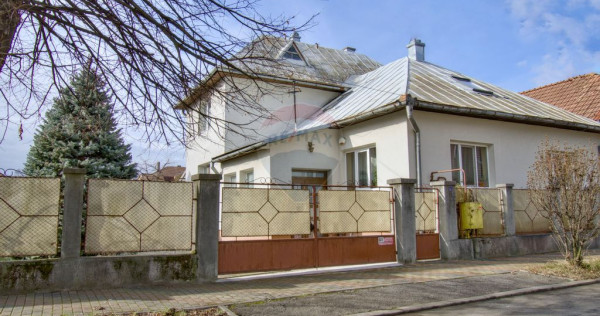 Casa individuala 230mp - teren 800mp - Strada Crisan - Bi...