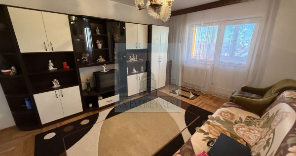 Apartament 3 camere decomandat, 2 bai - zona Gemenii/Flor...