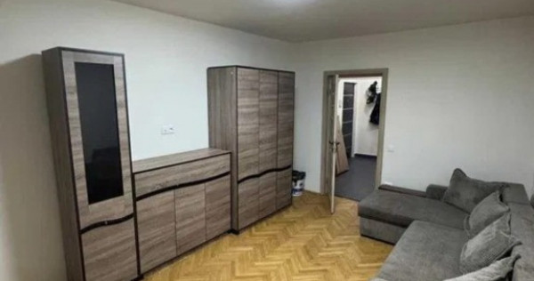 Apartament 3 camere decomandat,mobilier modern,parcare, Stadion Gruia