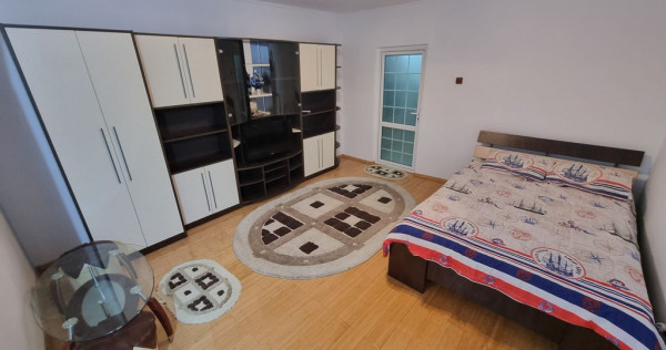 Garsoniera zona Km 4