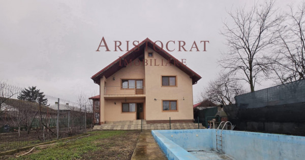 Vila 5 camere si cu piscina