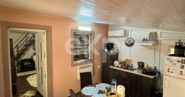 Teren 445 cu fundatie de casa mare + o Casuta locuibila mode