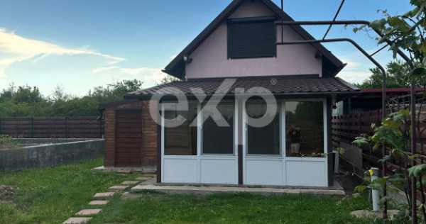 Teren 445 cu fundatie de casa mare + o Casuta locuibila mode