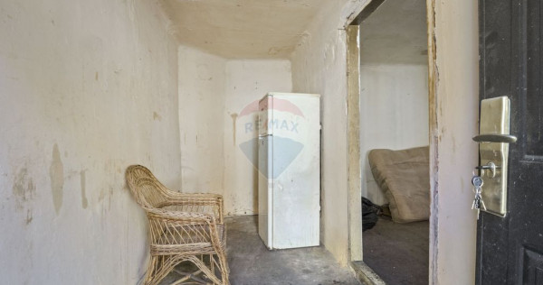 Garsoniera la casa de vanzare in zona centrala,Arad