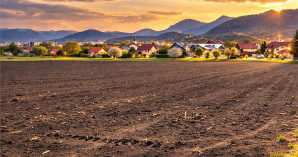 50.000mp teren intravilan, Clasa Master, in Brasov spre Stu