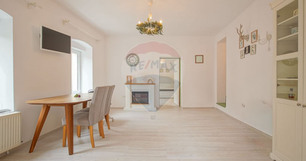 Apartament 3 camere cochet, renovat, Centrul Istoric