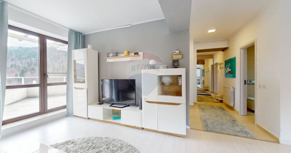 Răsărit peste Bucegi &ndash; Apartament spectaculos &icirc;n Sin...