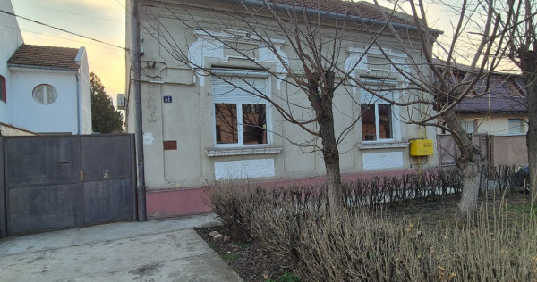 Ocazie! Proprietar casa cu 954m teren in zona foarte buna. Gara Nord