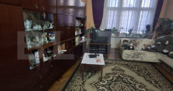 Apartament in cladire istorica, ultracentral, 4 camere