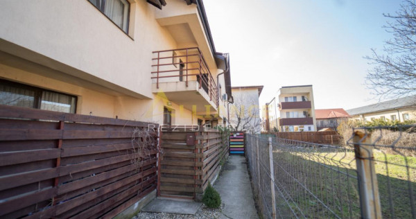 Casa spatioasa cu curte proprie &ndash; zona linistita