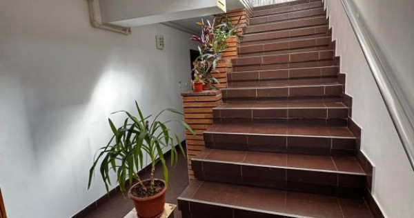 Casa/Vila 6camere-zona Delfinariu