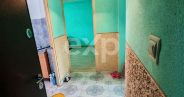 De vanzare apartament 4 camere decomandat,et. 3/4, Str. Elib