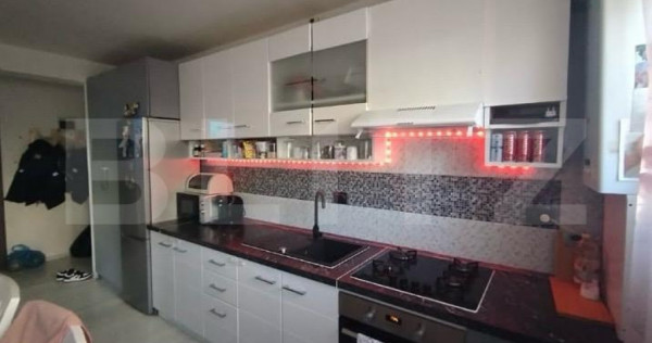 Apartament 3 camere, 58mp, zona Stejarului