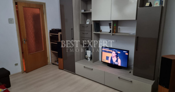 Apartament 3 camere | C&acirc;mpia Libertății Bloc reabilitat |