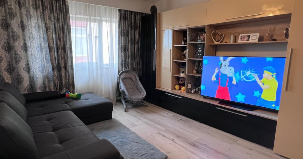 Apartament 4 camere,et 3, zona Liceul Auto - Deva