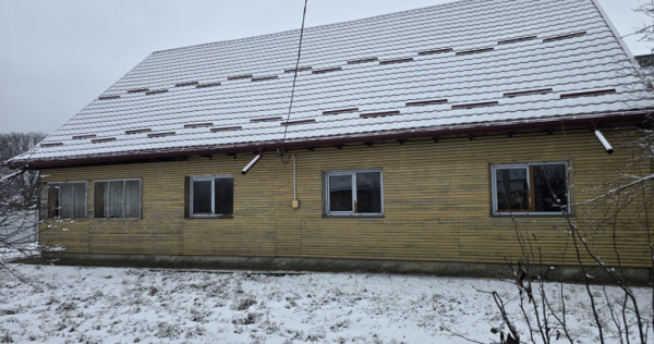 Casa in zona liniștită T&acirc;rgul Neamț