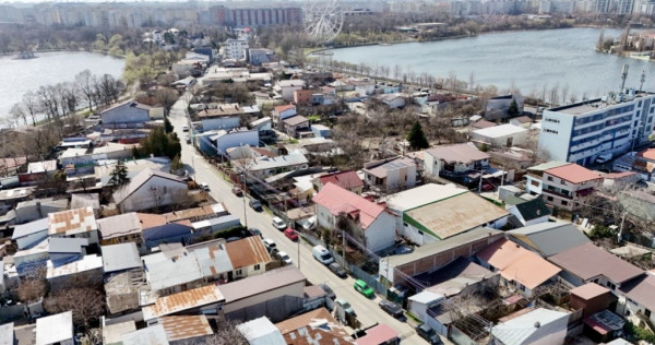 Teren 93 mp | l&acirc;ngă Lacul Tei | Casă demolabilă | Sector