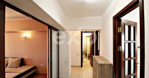 De vanzare, apartament 3 camere decomandate, etaj 3/6, zona