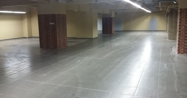 Spațiu comercial stradal cu trafic intens - Unirii