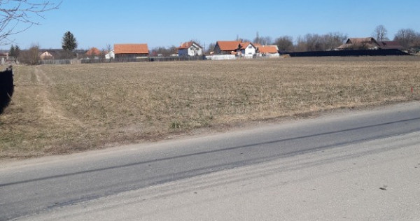 Teren intravilan construibil utilitati central Lunca Calnicului