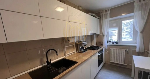 2 camere gata de mutat Titan