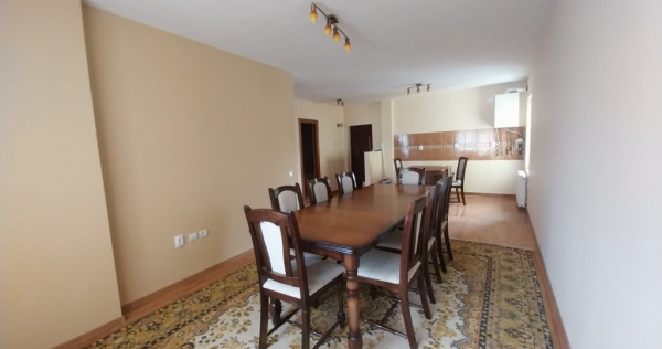 Apartament 2 camere, etaj 2, parcare, str.Sesul de Sus Floresti