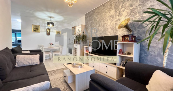 Apartament 3 camere, de lux, parcare privata, zona Vest, Plo