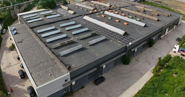 Hala 4400mp plus birouri 450mp in zona Titan