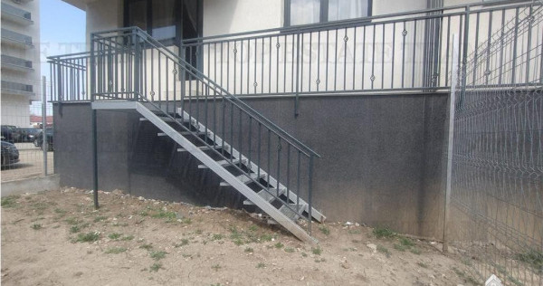 2 camere cu gradina si loc parcare, nemobilat, ideal office