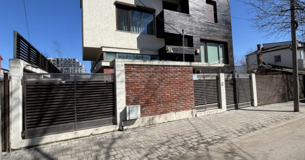 ???? Vila Moderna - S+P+2 - Piscina Incalzita - Garaj - Andr