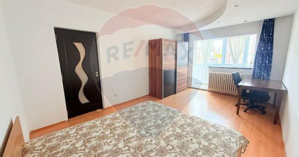 Garsonieră spațioasă de v&acirc;nzare | Locație excelentă...