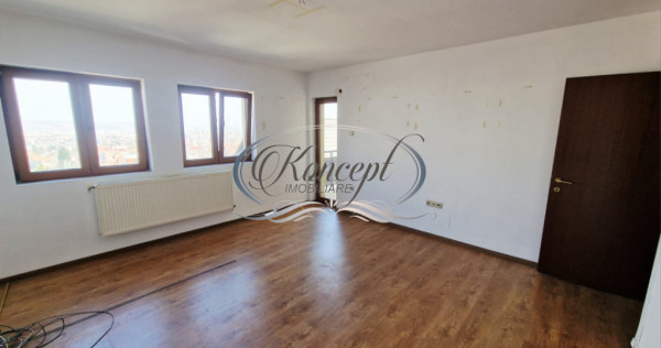 Apartament spatios si cu loc de parcare in Andrei Muresanu