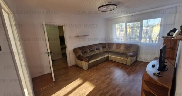 Apartament 3 camere, semidecomandat - zona Astra