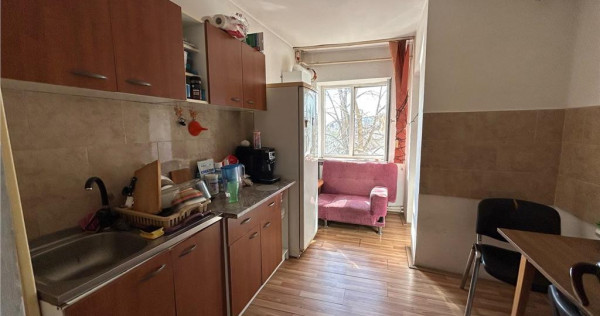 Apartament cu 2 camere de , 62mp, zona centrala.