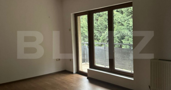 Apartament 3 camere,114 m,2 bai,3 terase,semicentral