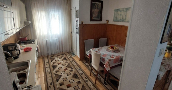 Apartament 3 camere Marasti-zona Piata Marasti