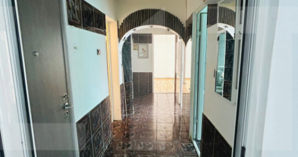 Apartament cu 3 camere - Botosani