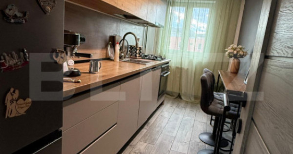 Apartament 2 camere, decomandat, cu balcon, mobilat si utila