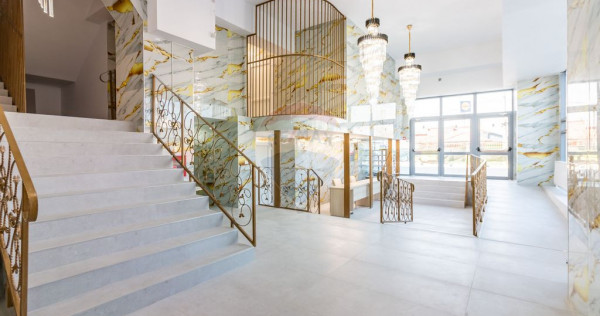 Clădire investițională: policlinică, senior living & ...