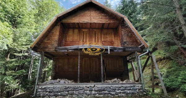 Casa de vacanta nefinalizata (Gheorgheni, zona Magasbukk, km