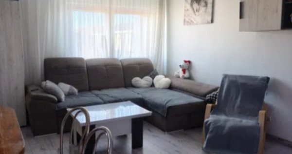 Apartament 3 camere, decomandat - zona Astra