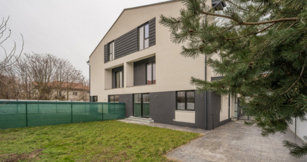 Casa se preda finisata - 4 bai -3 dormitoare - curte - parca