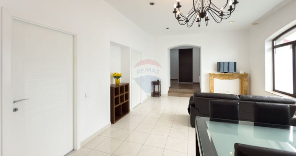 De &icirc;nchiriat: Apartament modern și primitor &ndash; Utilit?...