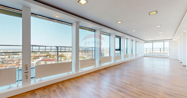 BIROU cu priveliște panoramică &ndash; Centru Civic