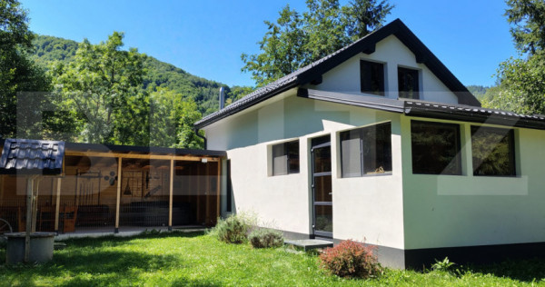 Casa de vacanta 4 camere, 100 mp, teren 768 mp, Dealu Mare,