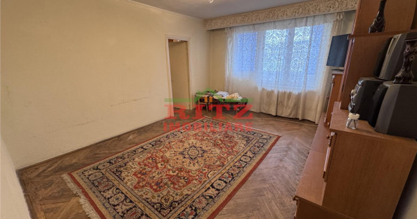 Nou! Ap. 3 cam. , et. 3, S= 61 mp, zona Primaverii!