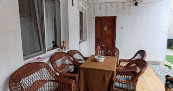 Casă cu suflet, 160 mp, zona Centrul Vechi