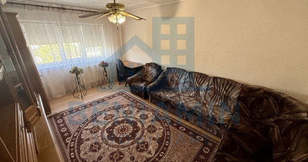 2 camere decomandat Sarari 54mp Piscina Sanziana mobilat ...